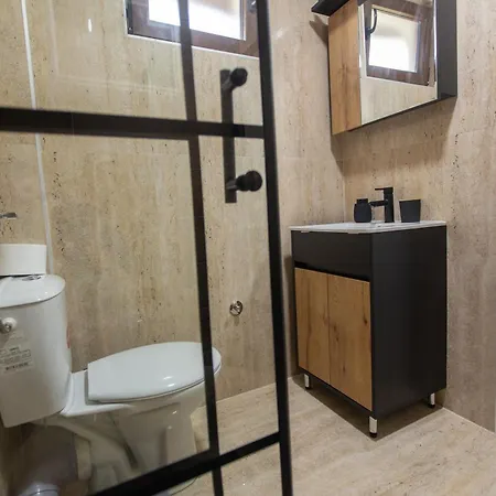 게스트하우스 Calane Topola