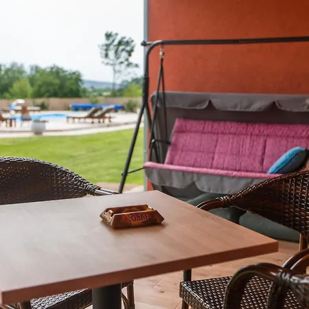 게스트하우스 Calane Topola