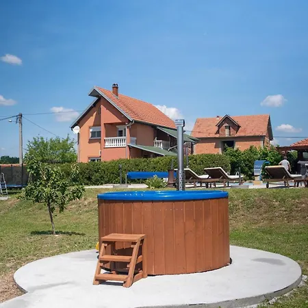 Calane 게스트하우스 Topola